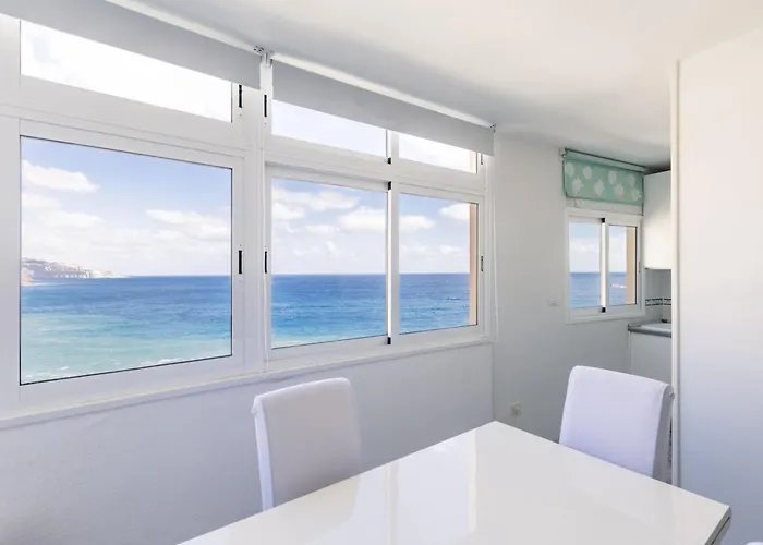 Live Atlantic Pearl Candelaria